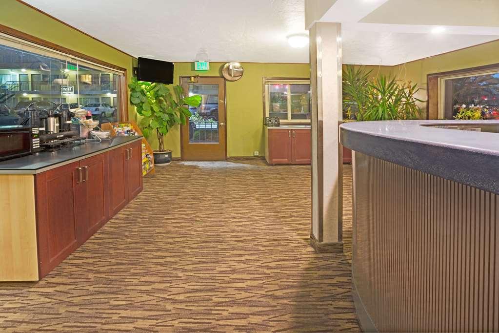 Surestay Hotel By Best Western Portland City Center Exterior photo